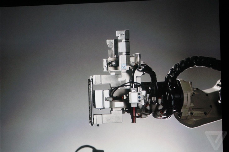 苹果首款推出的产品竟是它：Lima机器人 