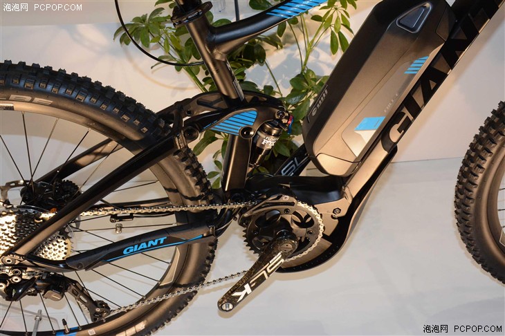 上海自行车展:捷安特多款电动车亮相