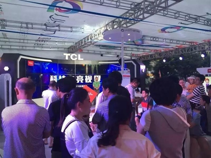 TCL电视全国巡展燃爆沧州盐城两地 