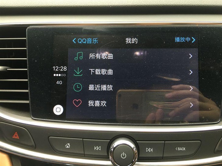 国内率先支持CarPlay：QQ音乐加入车载 