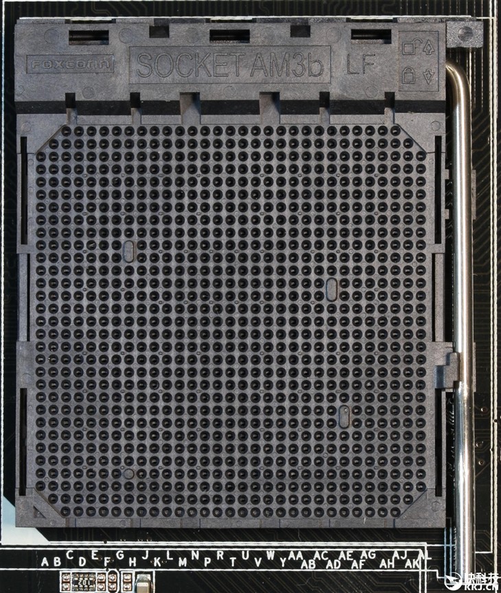 Zen处理器、AM4接口实物曝光：1331针脚 
