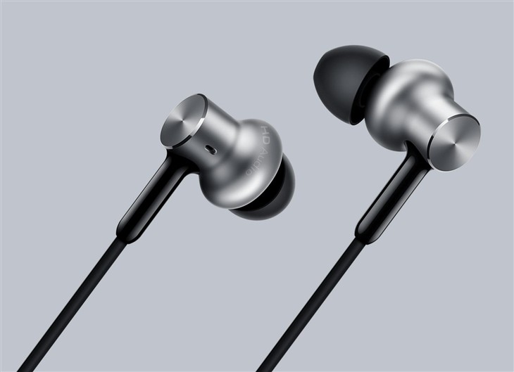 小米圈铁耳机Pro发布：双动圈+动铁单元 