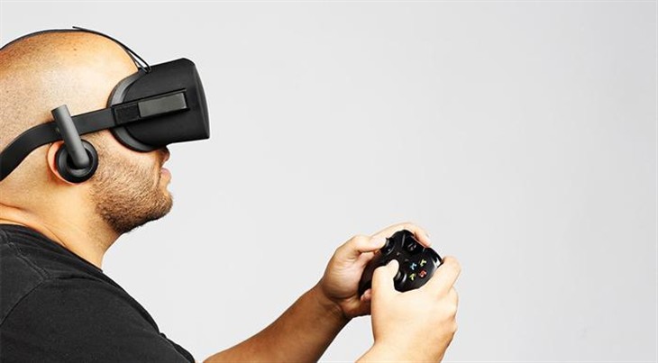 Rift用户可在VR剧场模式下玩Xbox游戏 