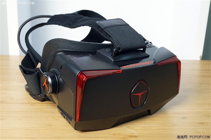 双眼3K分辨率 雷神·幻影VR头显评测 