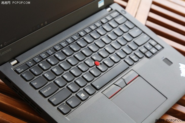 һԲӦ ThinkPad X270