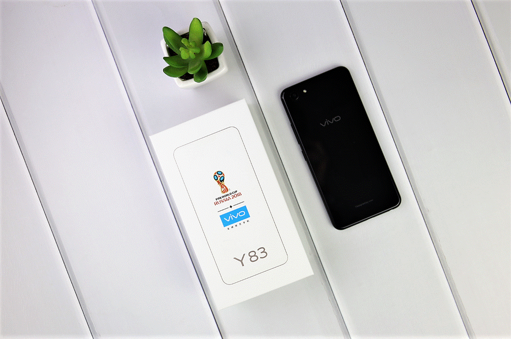 拍照游戏表现出色 高颜值全面屏vivo y83评测