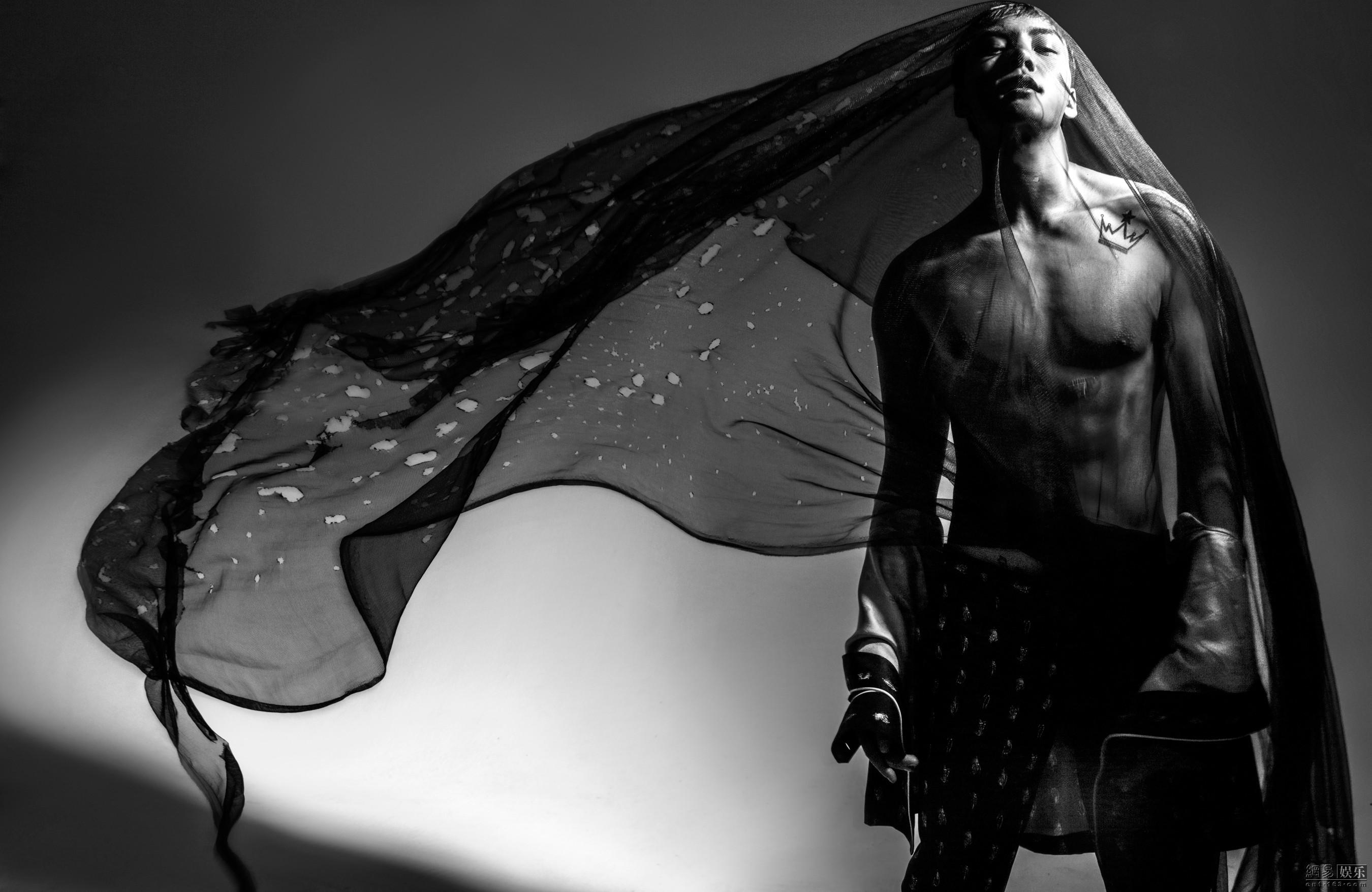 陈伟霆纹身图片