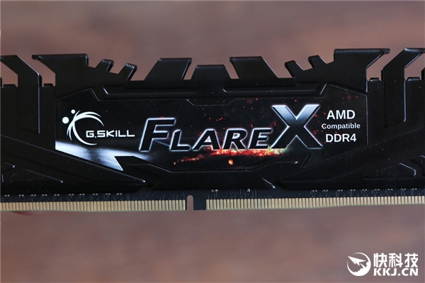 狂飙3466MHz!芝奇AMD Ryzen处理器专属DDR4内存开箱