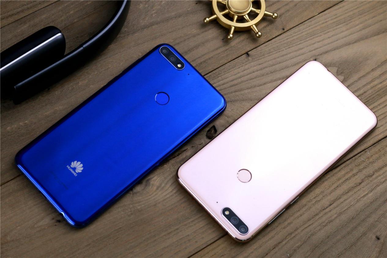 比苹果更超前 华为畅享8上市即支持地铁刷卡支付_资讯动态-泡泡网