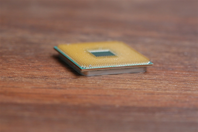 全面飞升!AMD锐龙7 2700X\/5 2600X首发评测