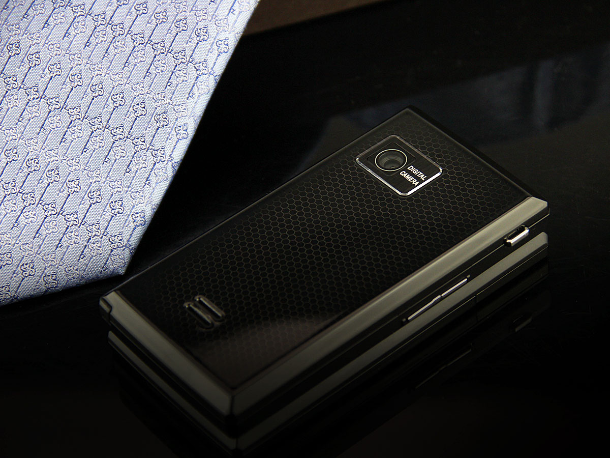 臻品翻盖商务手机!+金立w100精美图赏