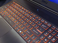 配970M独显！微星GS63轻薄游戏本实拍(1)