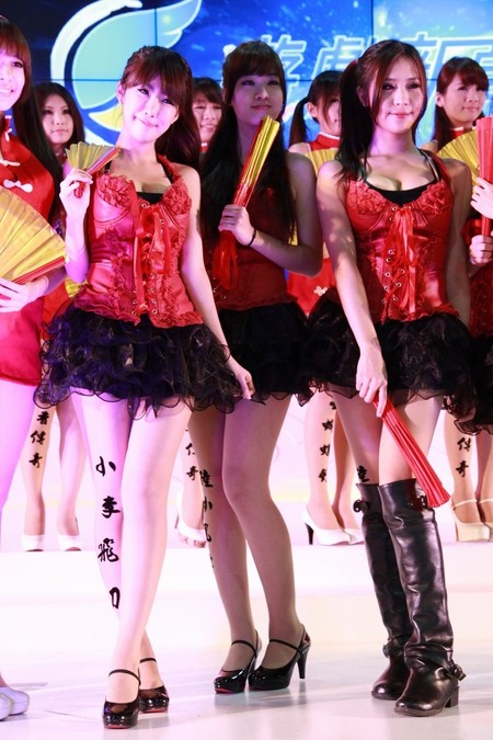 靓丽<em>台妹</em>撑场!2012台北电玩展mm精选