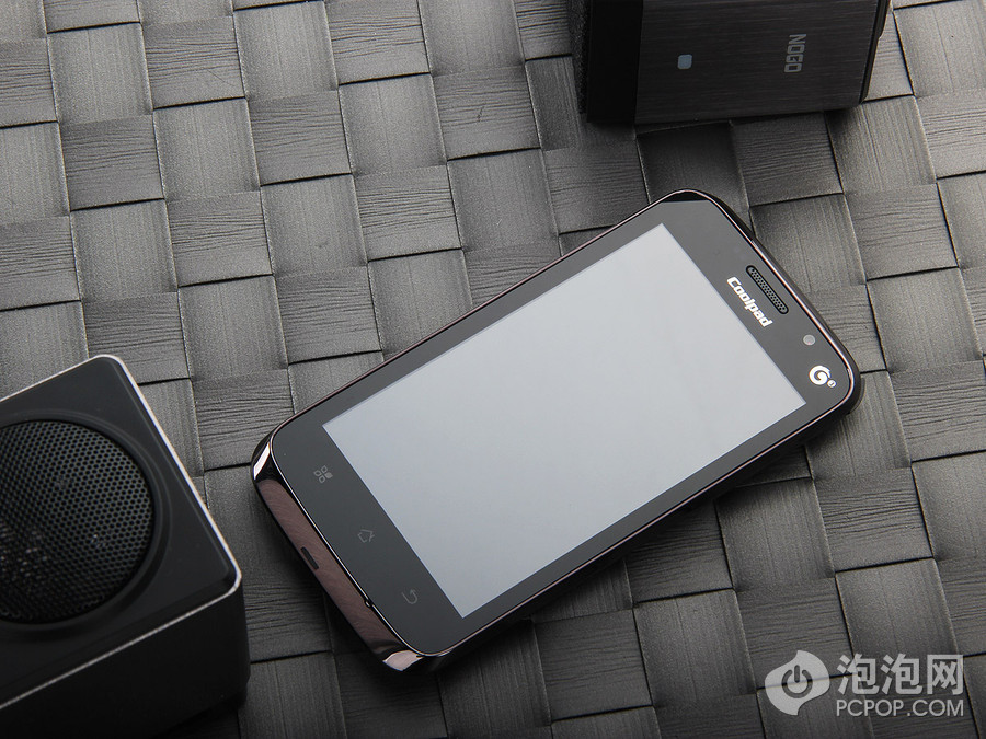 千元4吋屏智能手机 酷派8150精美图赏_PCPO