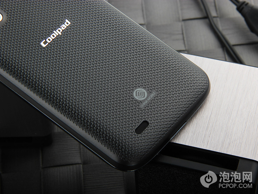 千元4吋屏智能手机+酷派8150精