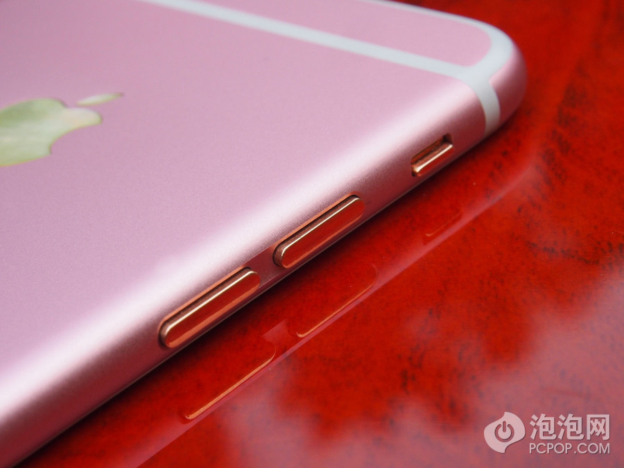 苹果iPhone6粉色版图赏:电源键和音量键_PCP