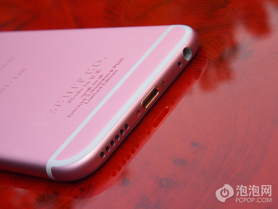 苹果iPhone6粉色版图赏:数据线接口_PCPOP泡