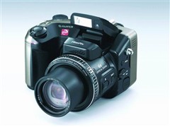 不输单反 富士优异消费相机S9600评测