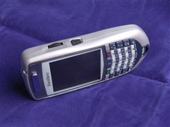 手中公务舱真便宜&nbsp;黑莓7100t不足800