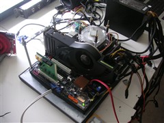 双卡互联已过时!AMD九月发布3卡交火