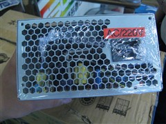 �������˵ĵ�Դ&nbsp;����360W��Դ����205