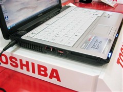 ��֥Satellite M207(�����)