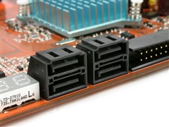 破解支持交火! 升技770主板美图赏析
