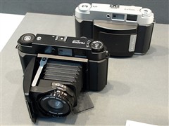 PIE2008富士展台 惊现意外新品大相机