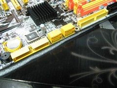 ��P35������&nbsp;DFIȫ��̬790FX����1399