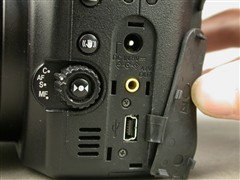 向入门单反下战书&nbsp;富士S100FS超详测