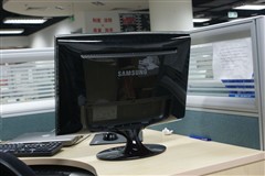 Peerlessly beautiful absolutely beautiful! SamSung lowest of 22 吋 wide screen only 1799 yuan