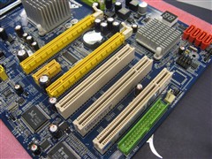 狂降100元! 固态供电P31还送男生用品