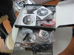 ֧����·SLI&nbsp;��ҹ���NF790iԤ��2999