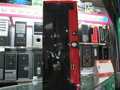 美貌容量并重!技展机箱小身材装大板