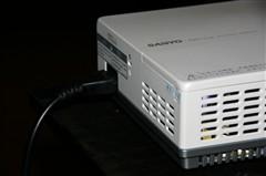 ɫ�ʸ���ɫ������3LCD��ЯͶӰ����9K