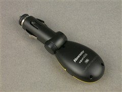 FM发射小巧多功能 纽曼C9车载MP3简评