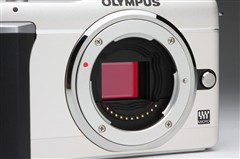 奥林巴斯EPL1(单镜头套机14-42mm)数码相机 