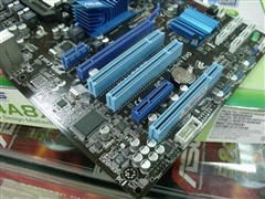 华硕(ASUS)M4A87TD主板 