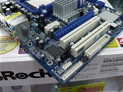 华擎(Asrock)880GM-LE主板 