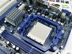 华擎(Asrock)880GM-LE主板 