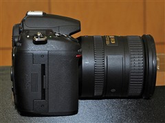 尼康D7000(单头套机18-200mmVR)数码相机 
