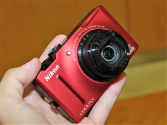 尼康S8100数码相机 