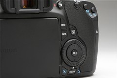 佳能EOS 60D 单反套机(EF-S 18-135mm f/3.5-5.6 IS 镜头)数码相机 