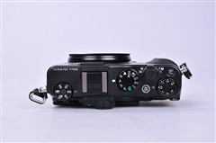 尼康(Nikon)P7000数码相机 