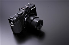 尼康(Nikon)P7000数码相机 