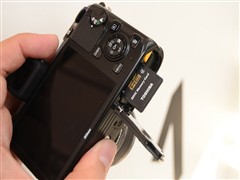 尼康V1套机(10-30mm VR,30-110mm VR)数码相机 