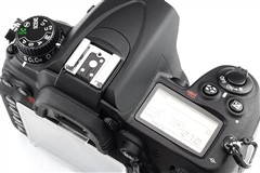 尼康(Nikon)D7000 单反套机(AF-S DX 18-105mm f/3.5-5.6G ED VR 镜头)数码相机 