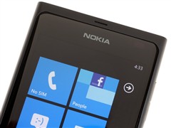 诺基亚(NOKIA)800手机 