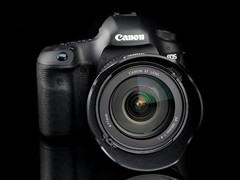 佳能EOS 5D Mark III 单反套机(EF 24-105mm f/4L IS USM 镜头)数码相机 