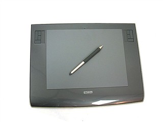 Wacom Ӱ��3�� PTZ-930ͼƬ